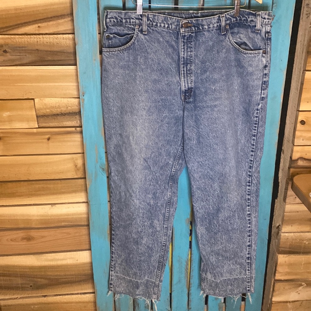Vintage 90s Levi’s 540 acid washed jeans size 42x30 (Tag says 42x34) raw hem